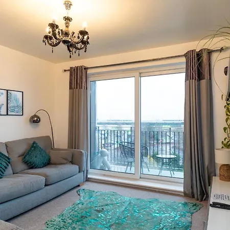 Apt - Stay 6 - Stadium View - Coo-Op Live Arena-3